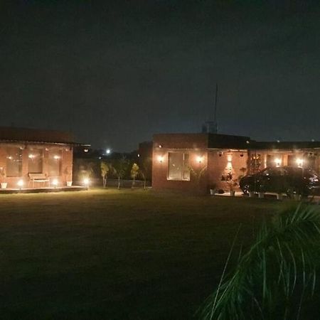 Vila M&M Farm Rohtak Exteriér fotografie