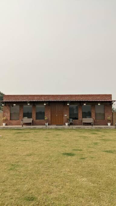 Vila M&M Farm Rohtak Exteriér fotografie